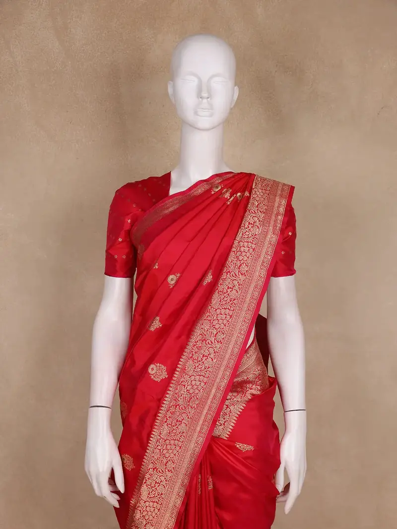 Red Butta Woven Design Pure Banarasi Saree 2