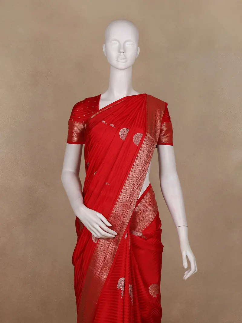 Red Butta Woven Design Semi Banarasi Saree Wit Zari Border 2