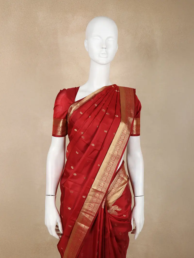 Red Butta Woven Pure Kanchipuram Silk Saree 2