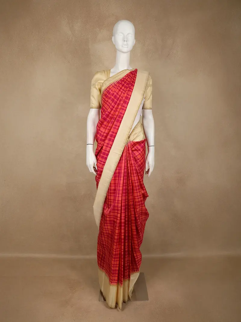 Red Checked Design Pure Kanchipuram Silk Saree With Gold Zari Border 1