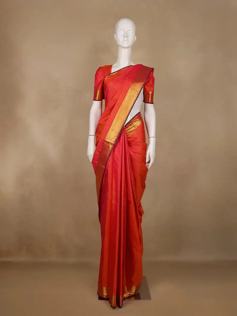 Red Checks Woven Pure Kanchipuram Silk Saree With Zari Border 1