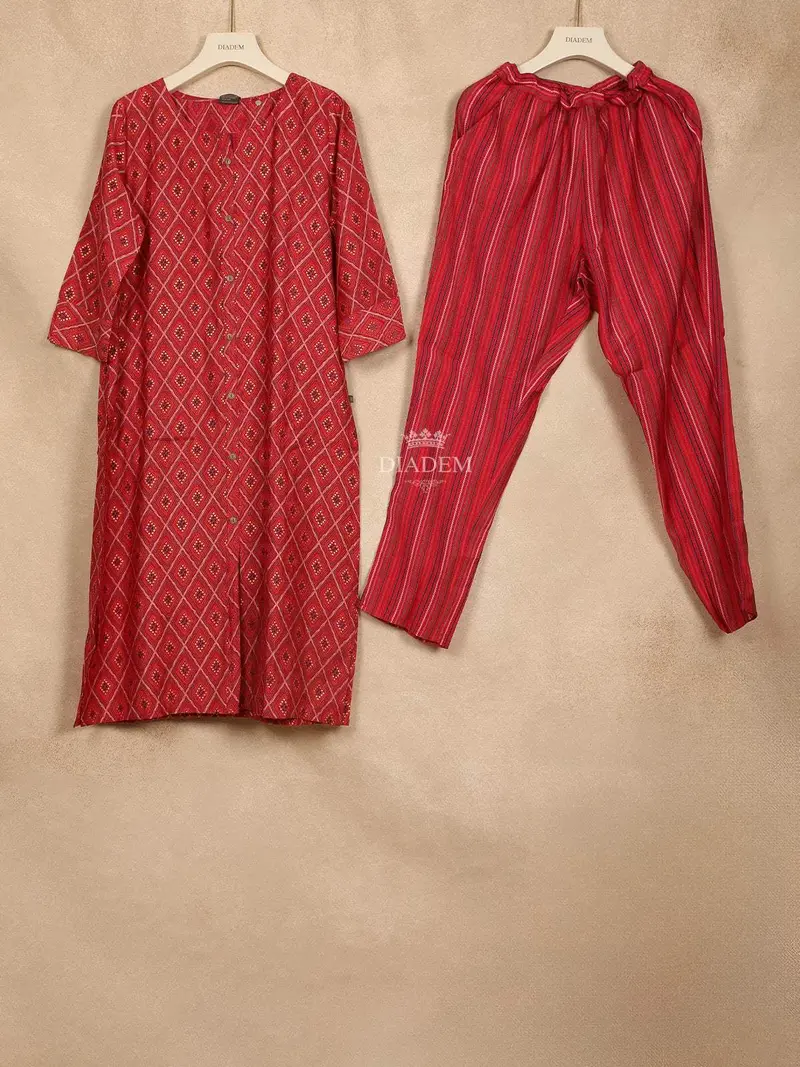 Red Cotton Straight Cut Salwar Suit For Women Adorned With Floral Prints 1