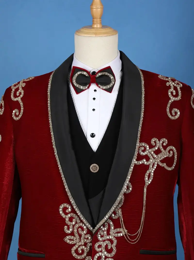 Red Crystal Embellished Velvet Men's Suit With Chain Detail 3