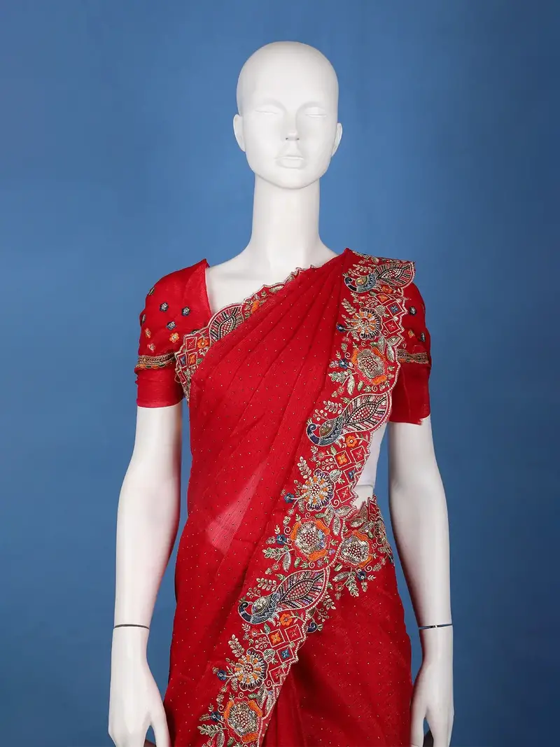 Red Embroidered Georgette Saree 2