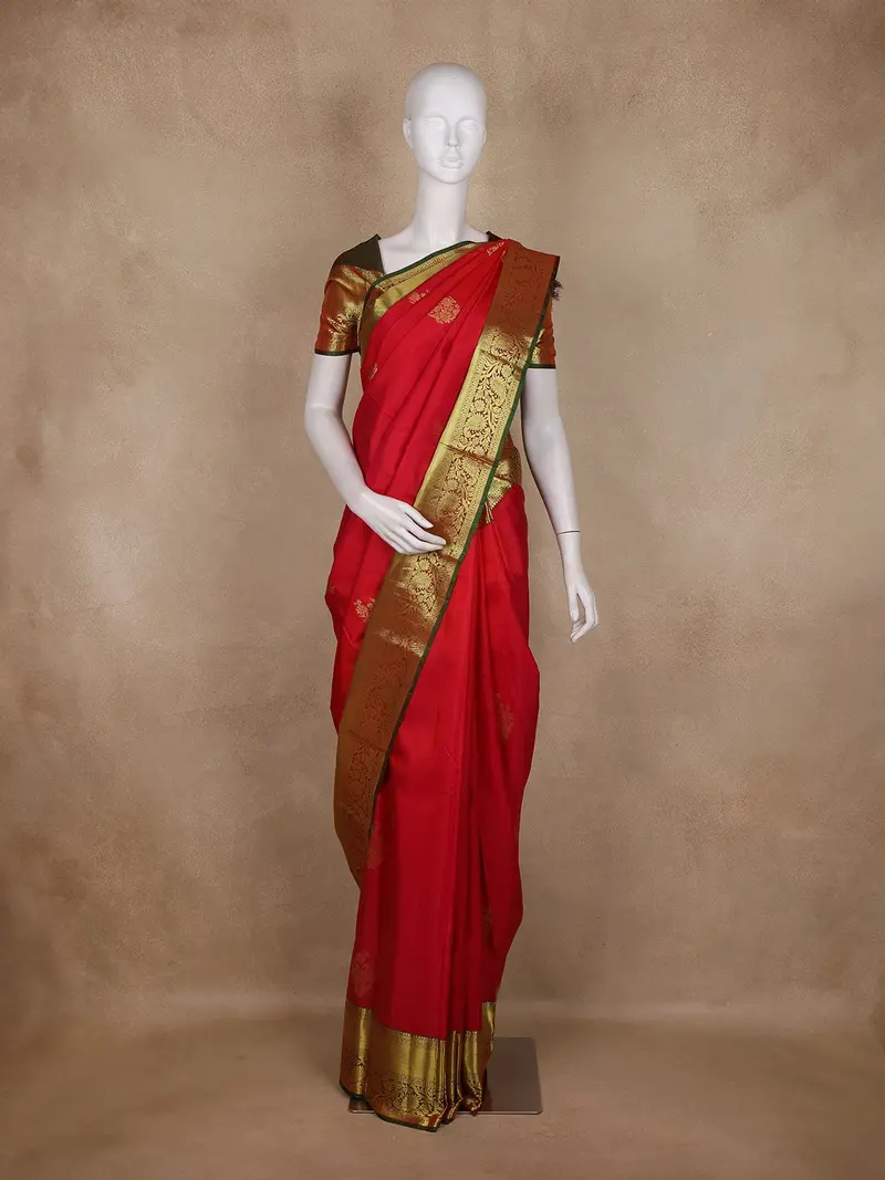 Red Floral Butta Woven Kanchipuram Silk Saree With Green Zari Border 1