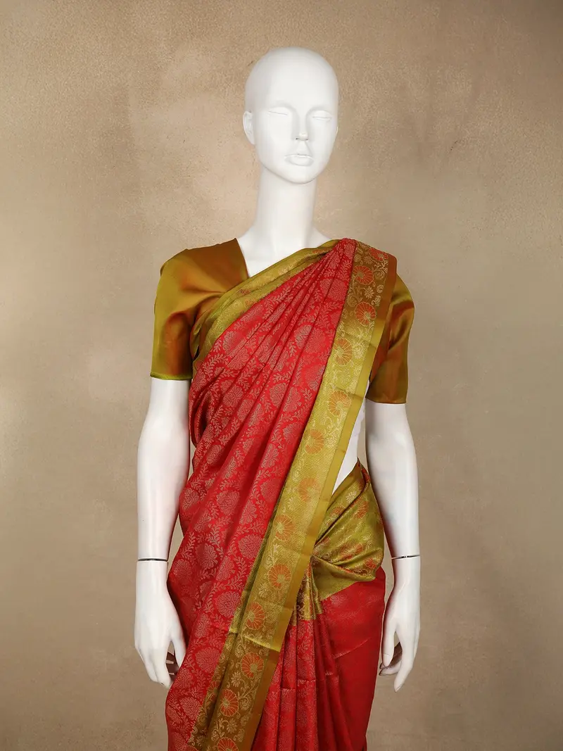 Red Floral Design Soft Silk Saree With Contrast Border 2