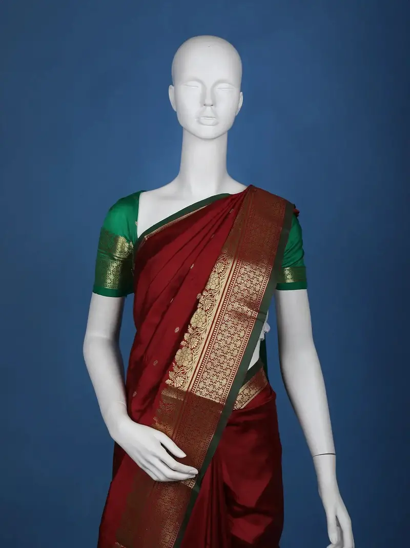 Red Floral Designed Soft Silk Saree 2