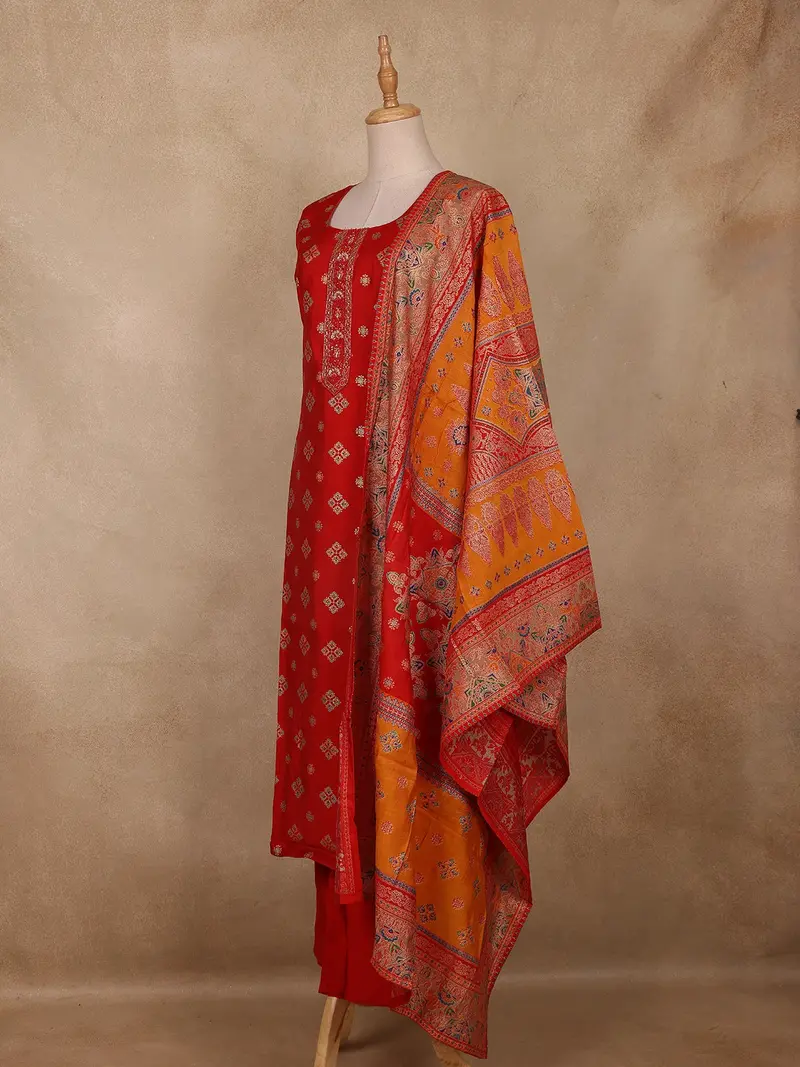 Red Floral Printed Cotton Salwar Suit With Dupatta 3