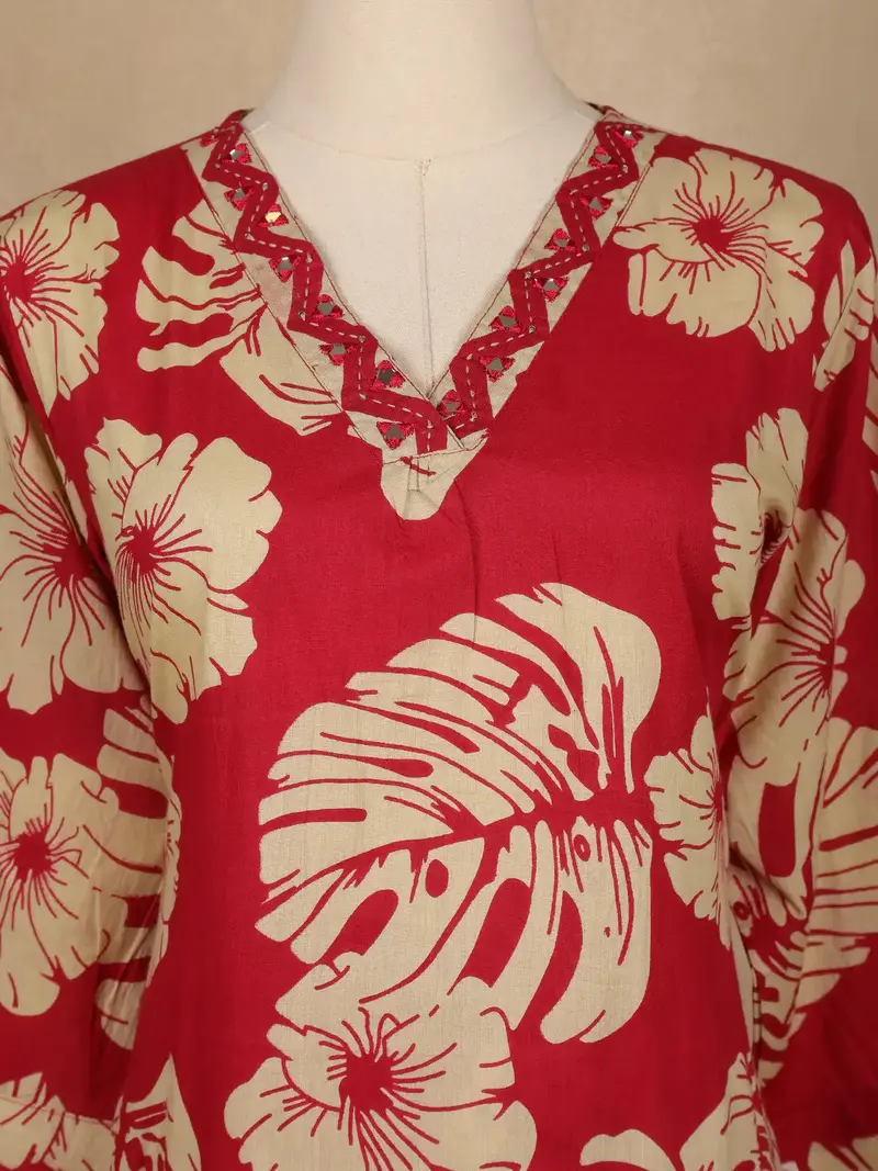 Red Floral Printed Cotton Salwar Suit With Dupatta 5