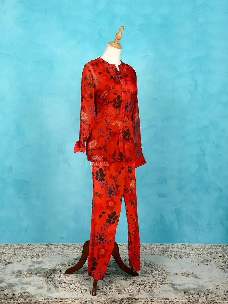 Red Floral Prints Salwar Suit Along With Blouse, Pant And Waist Belt 2