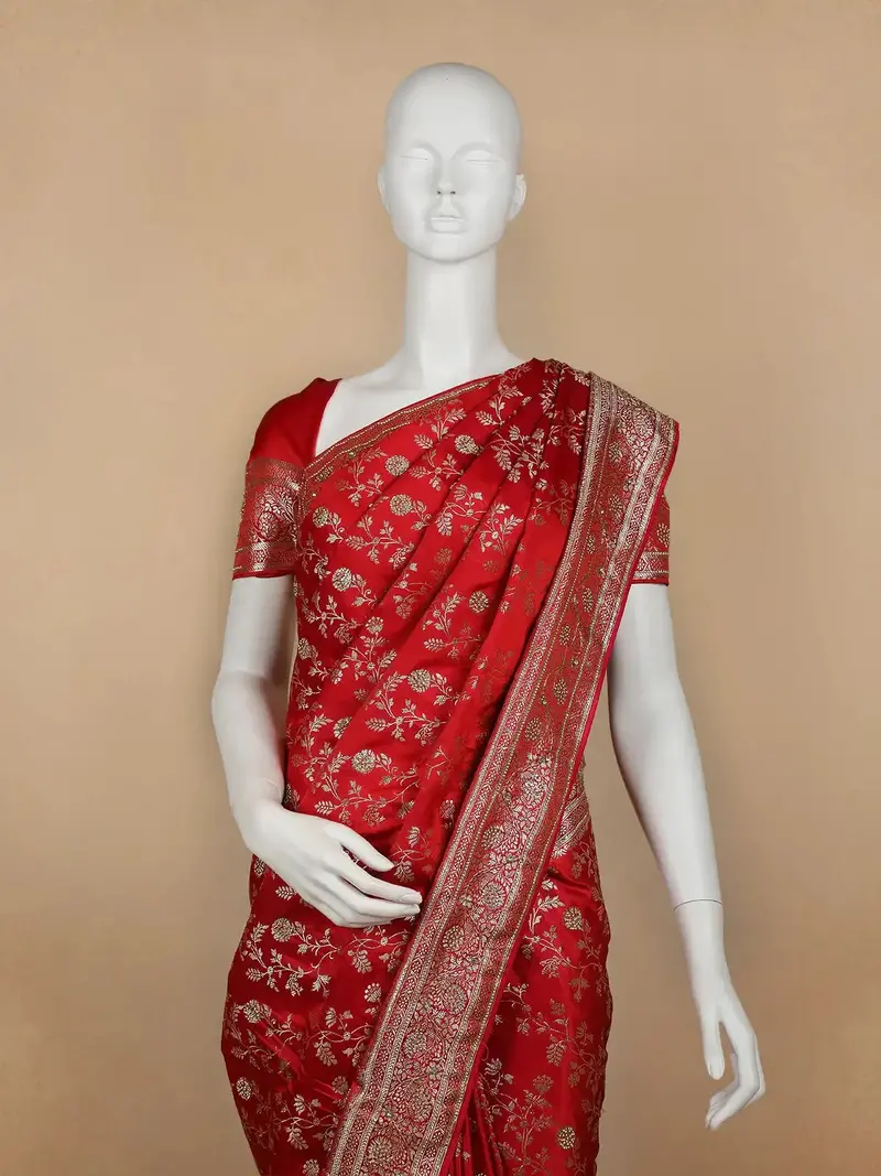 Red Floral Weave And Stone Work Banarasi Silk Saree 2