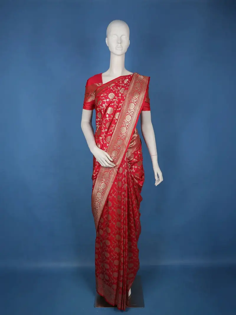 Red Floral Woven Banarasi Silk Saree 1