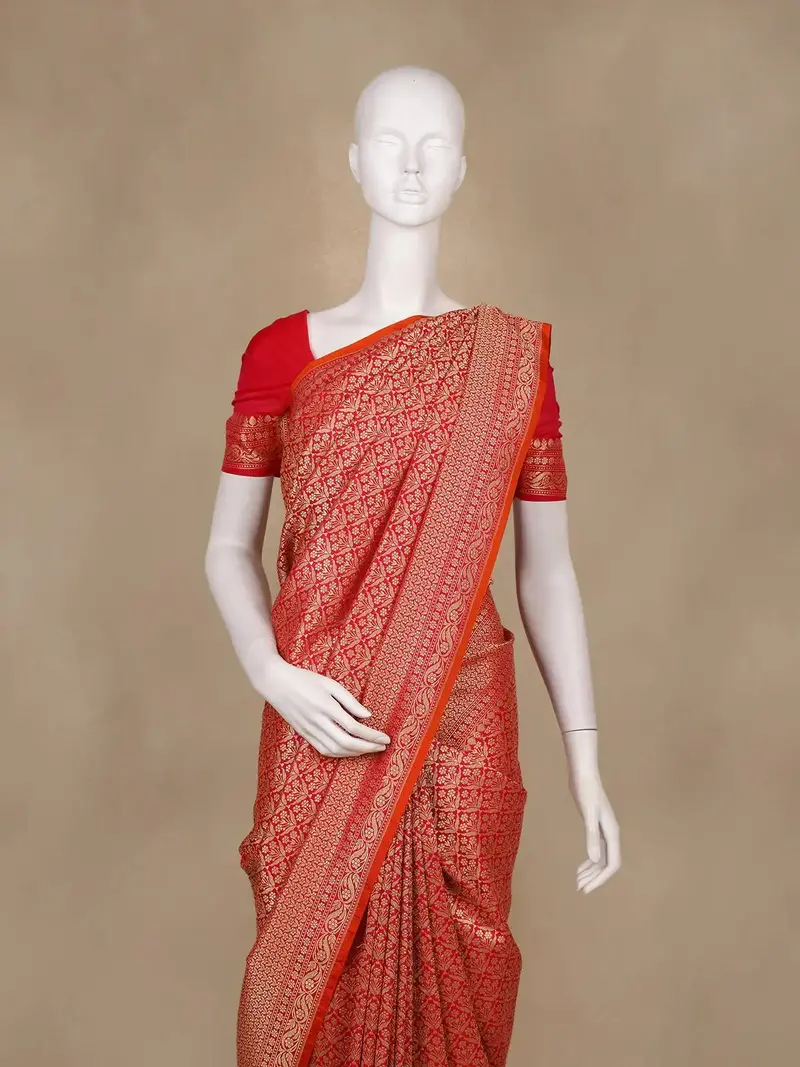 Red Floral Woven Banarasi Silk Saree 2