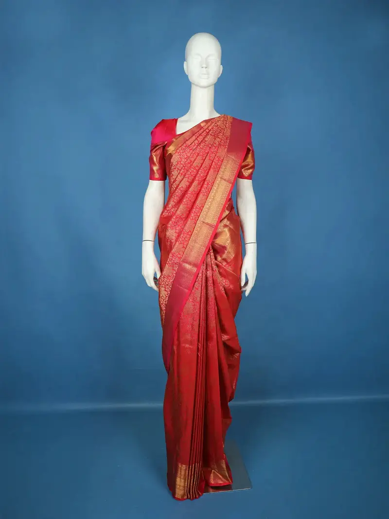Red Floral Woven Kanchipuram Silk Saree With Zari Border 1