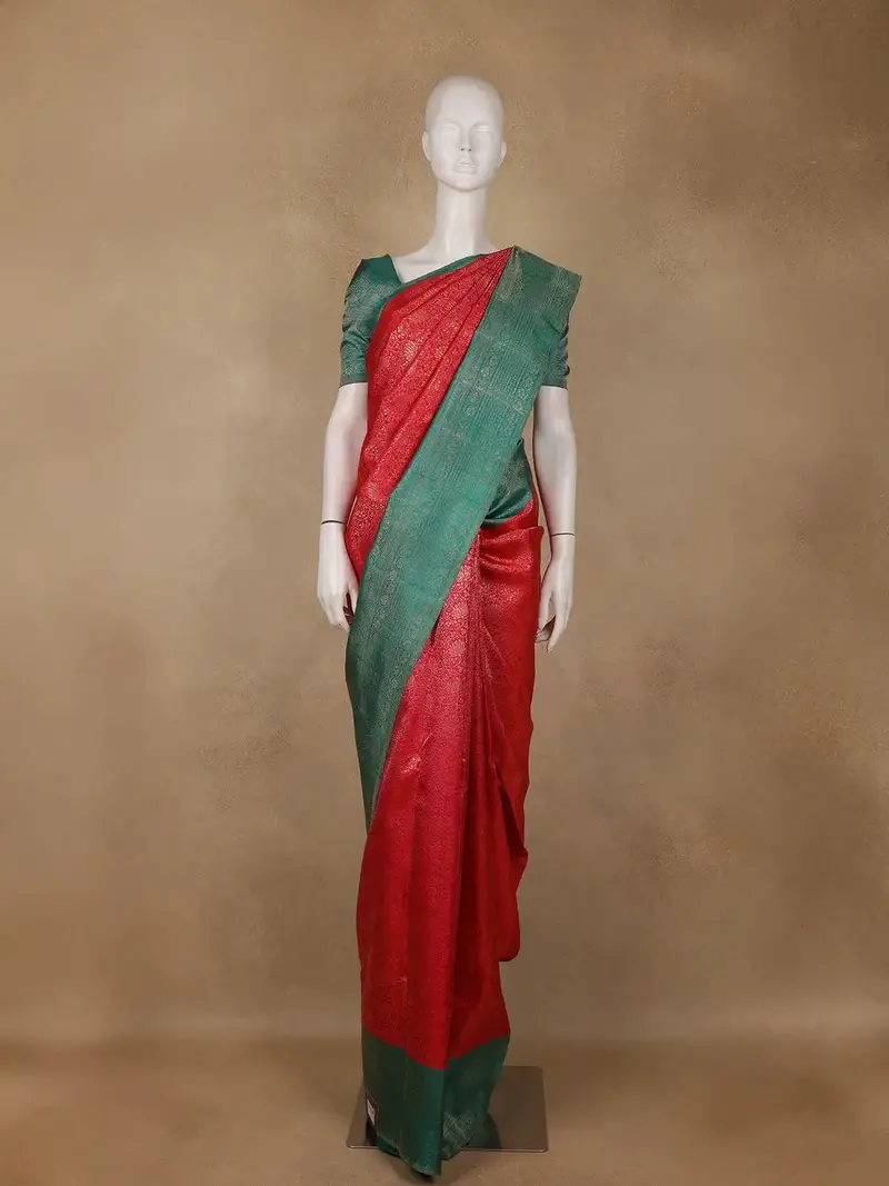 Red Floral Woven Pure Kanchipuram Silk Saree 1