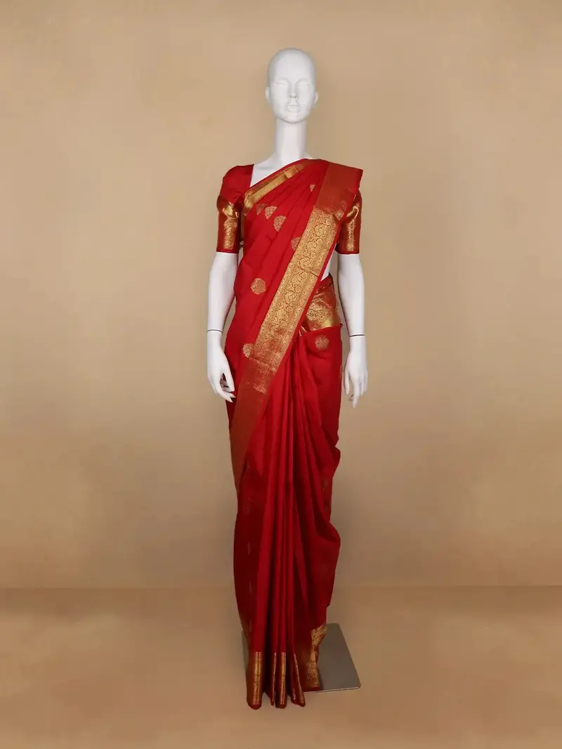 Red Floral Woven Pure Kanchipuram Silk Saree 1