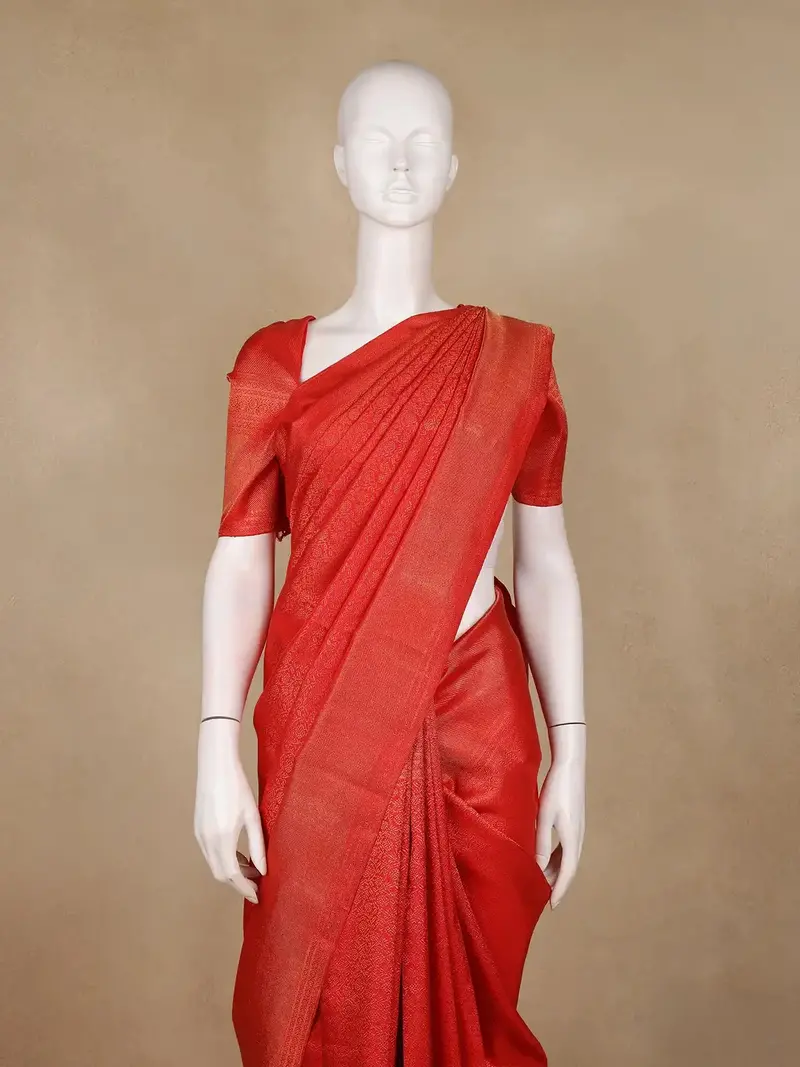 Red Floral Woven Pure Kanchipuram Silk Saree 2