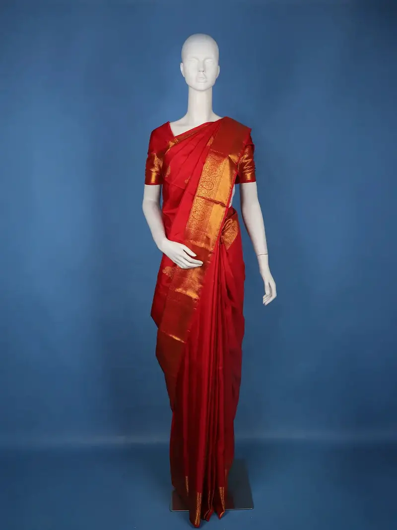 Red Floral Woven Pure Kanchipuram Silk Saree With Zari Border 1