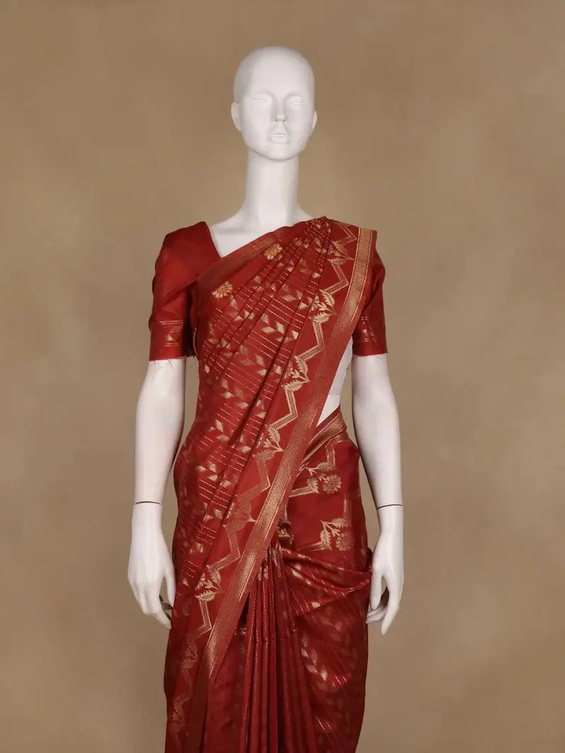Red Geometric Floral Design Semi Tussar Silk Saree 2