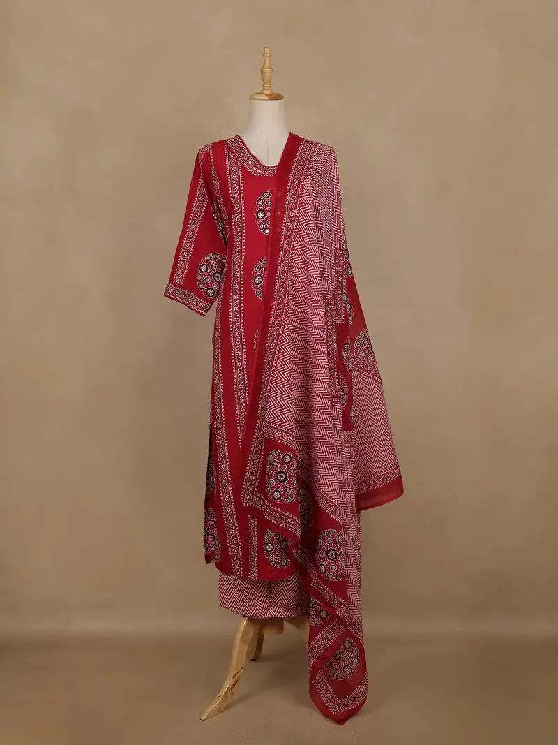 Red Geometric Printed Cotton Salwar Suit With Dupatta 1