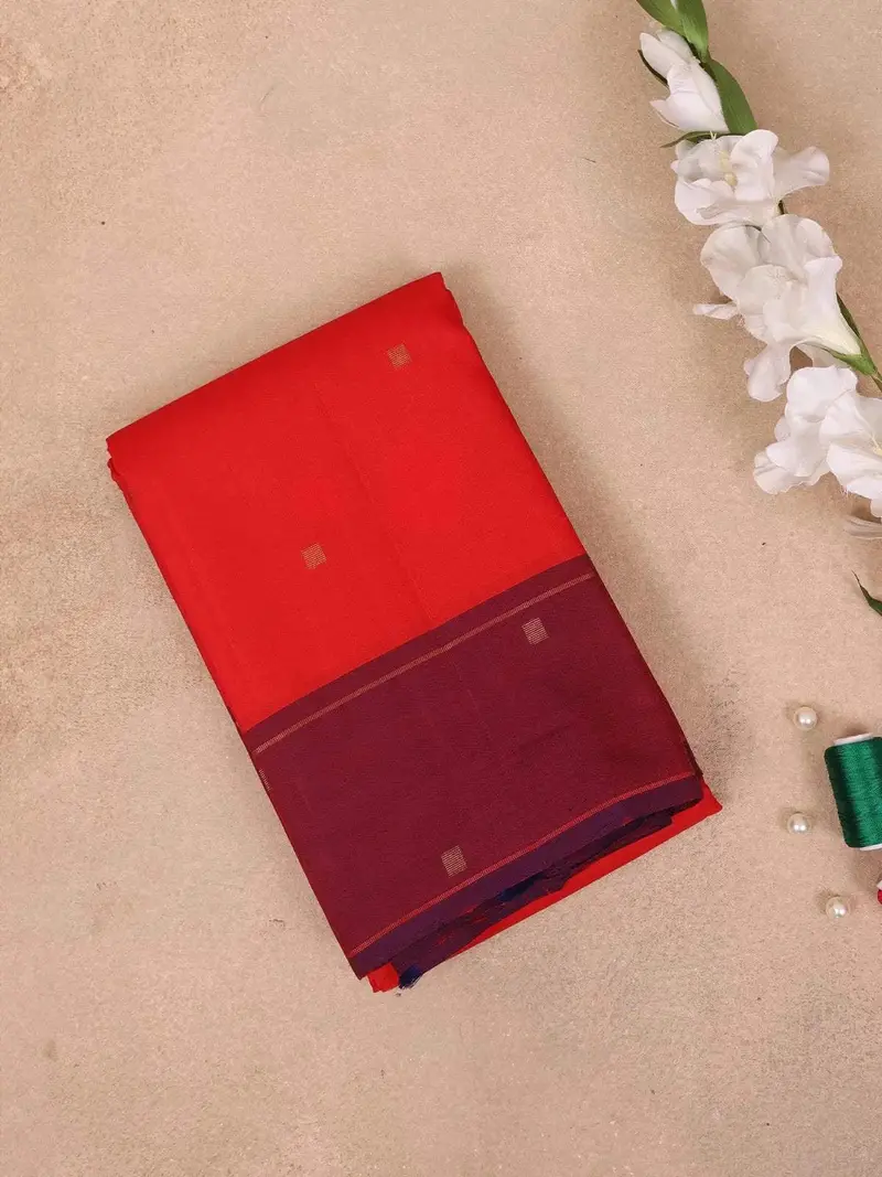 Red Pure Kanchipuram Bridal Silk Saree With Zari Butta On The Body With Contrast Border 1