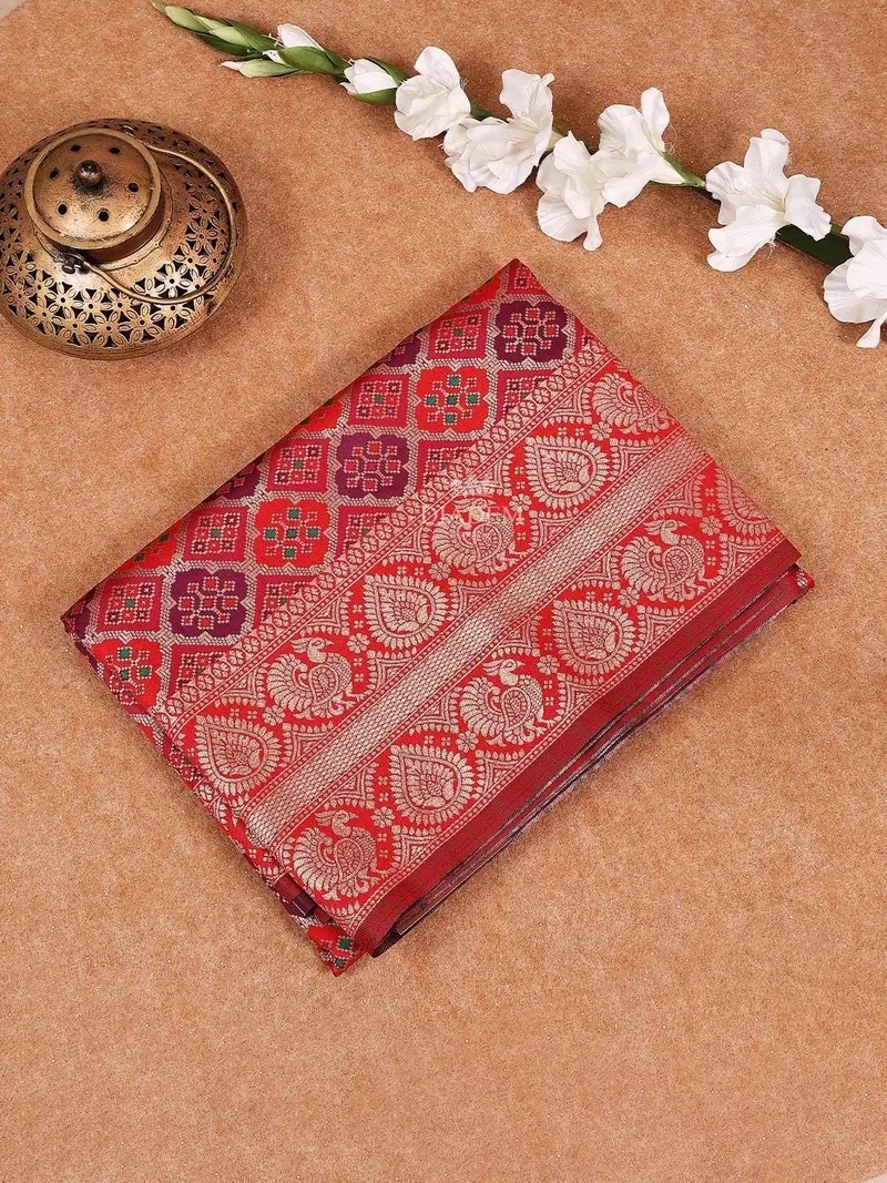 Red Semi Banarasi Saree With Geometric And Floral Motif On The Body With Border 1