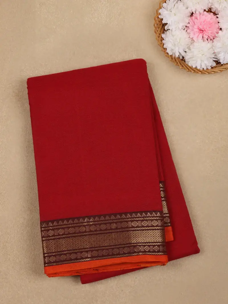 Red Solid Design Cotton Saree With Zari Woven Border 1