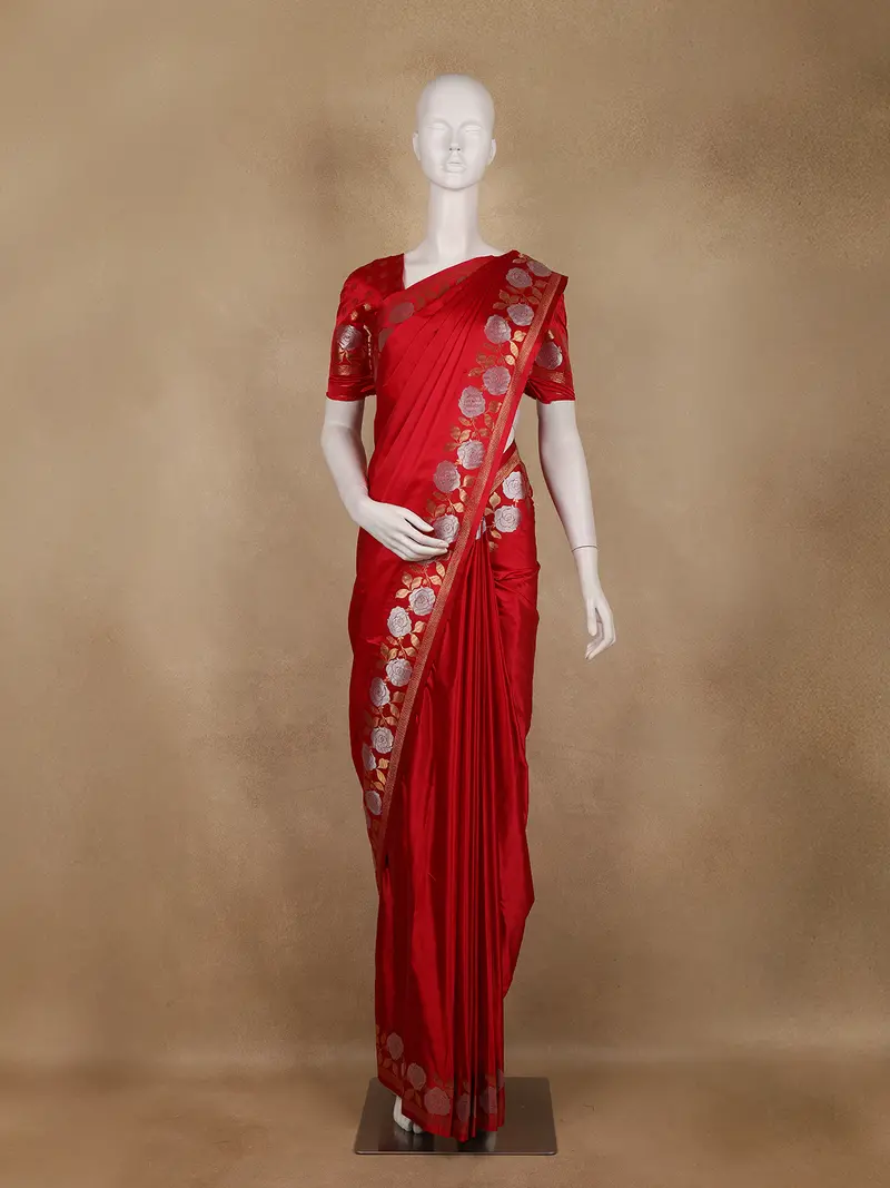 Red Solid Design Semi Banarasi Silk Saree 1