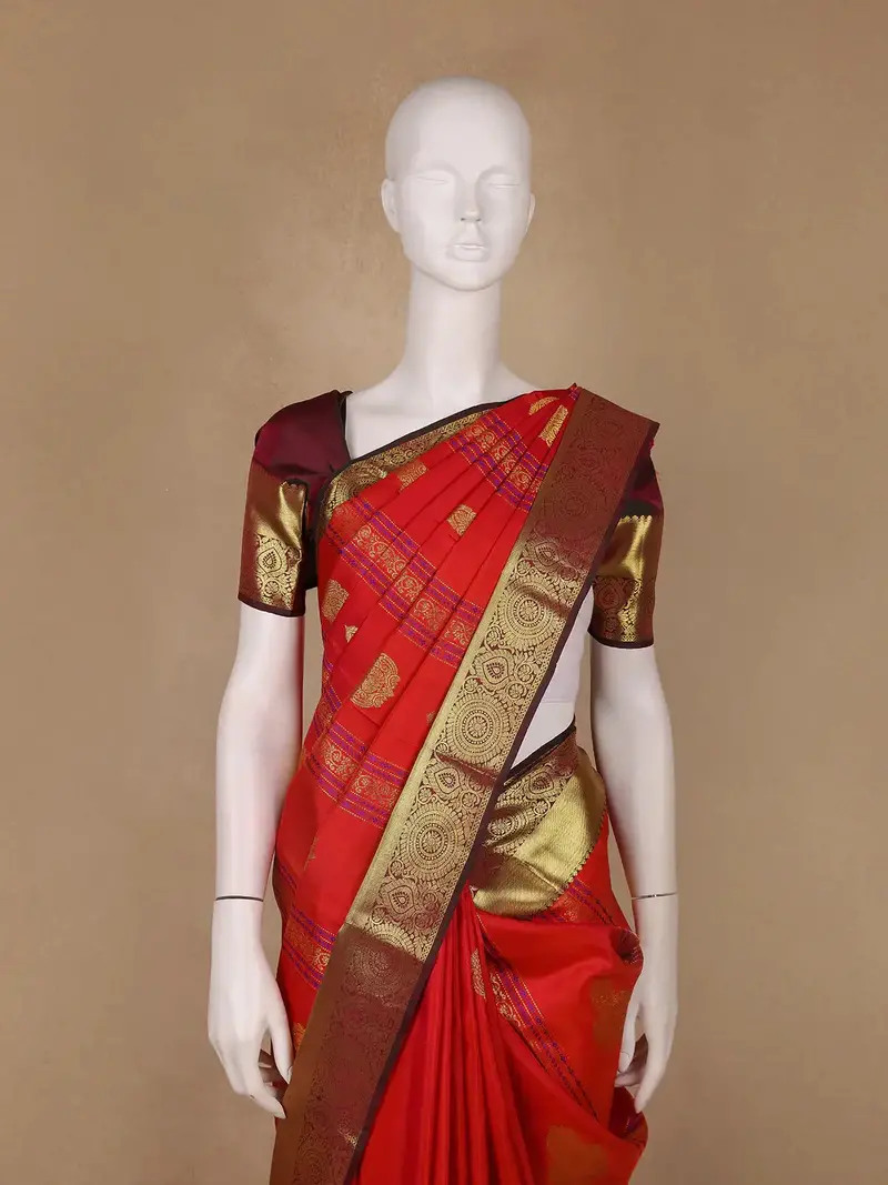 Red Striped Woven Pure Kanchipuram Silk Saree 2
