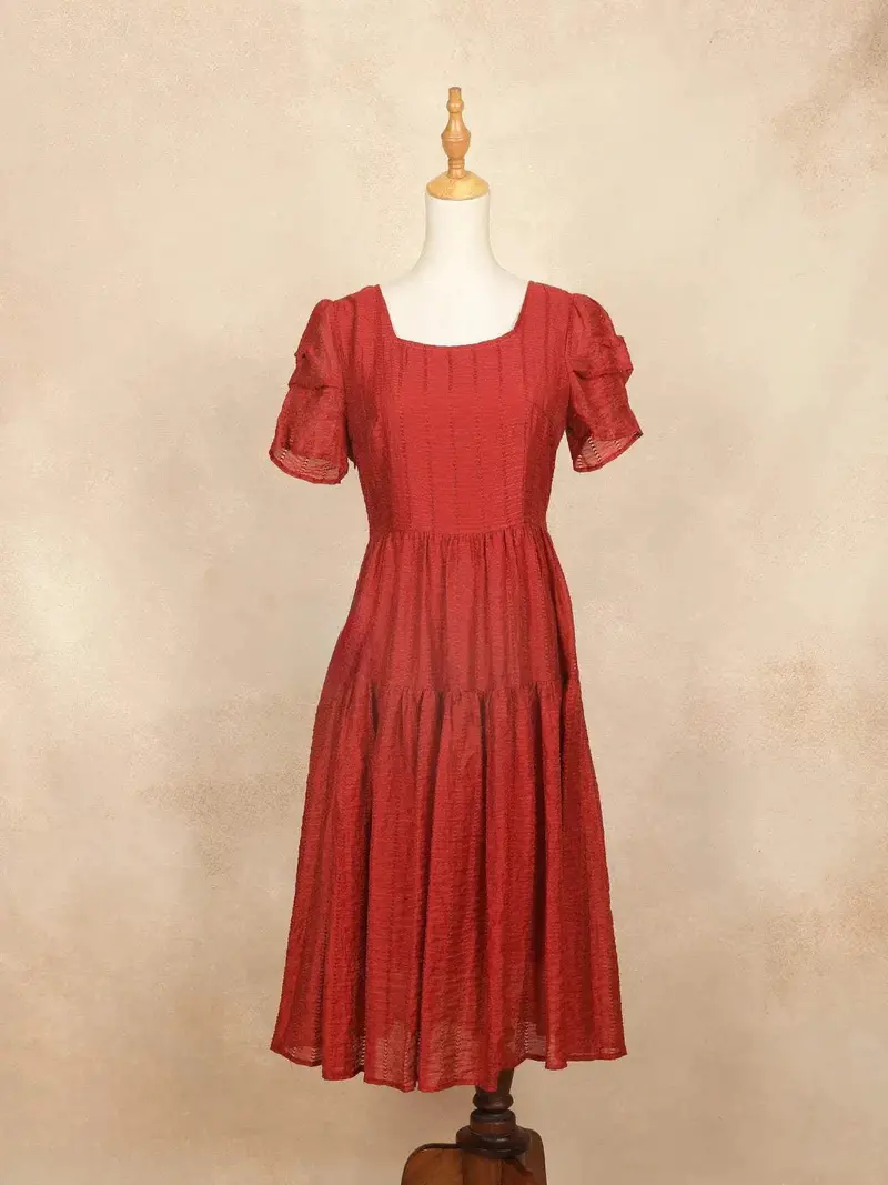 Red With Stripes Pattern And Short Sleeves Gown 1