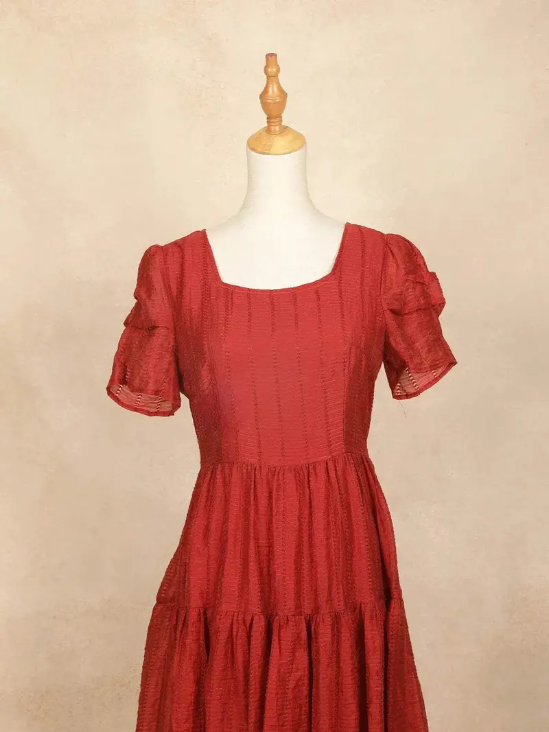 Red With Stripes Pattern And Short Sleeves Gown 2