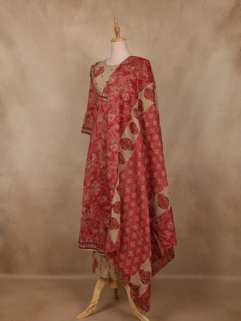 Reddish-Pink Floral Printed Cotton Salwar Suit With Dupatta 4