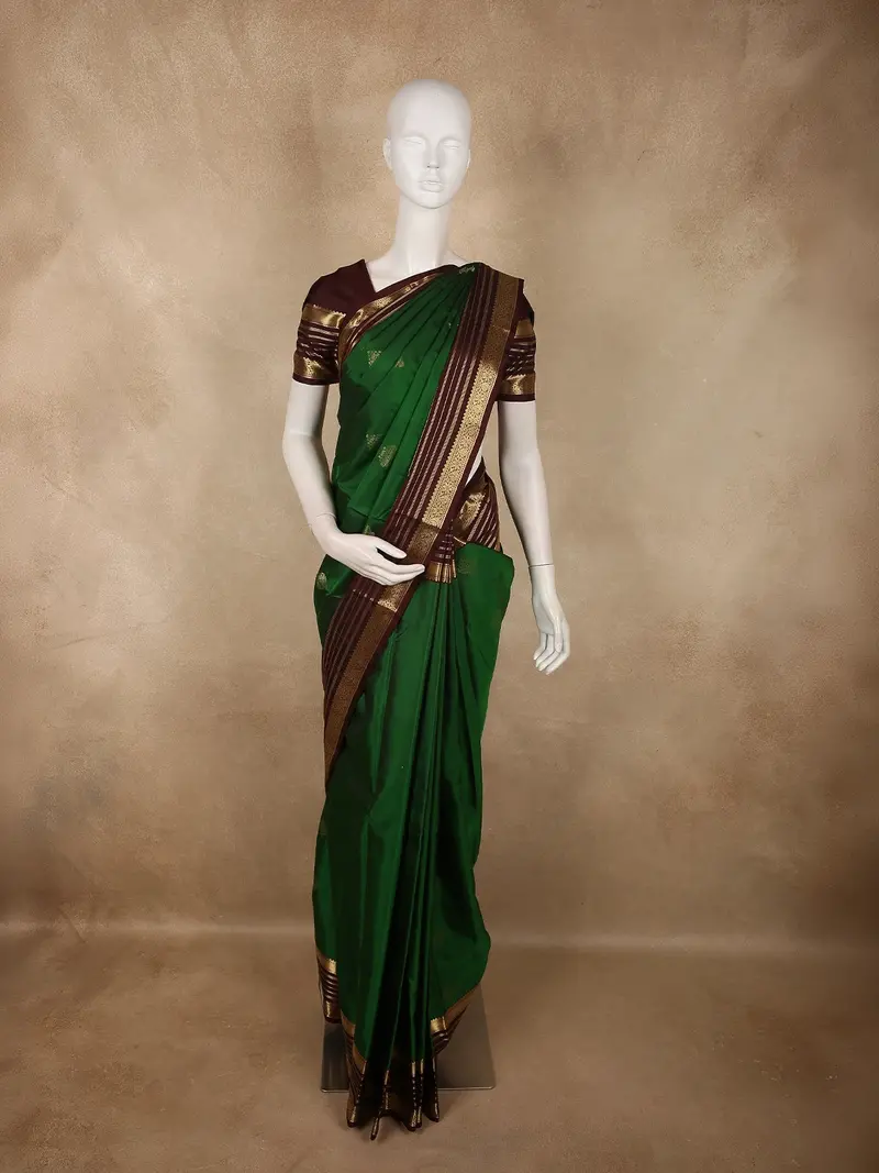 Rich Emerald Green Butta Zari Woven Design Pure Kanchipuram Silk Saree With Contrast Striped Border 1