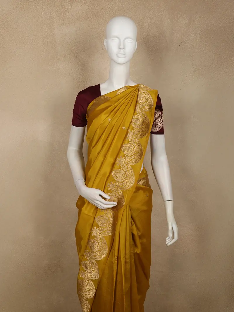 Rich Mustard Gold Butta Zari Woven Design Pure Banarasi Saree With Ornamental Zari Border 2
