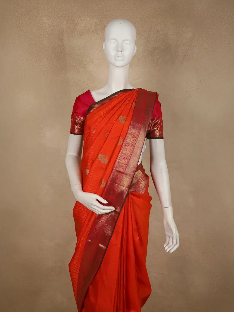 Rich Orange Paisley Butta Woven Design Pure Kanchipuram Silk Saree With Contrast Border 2