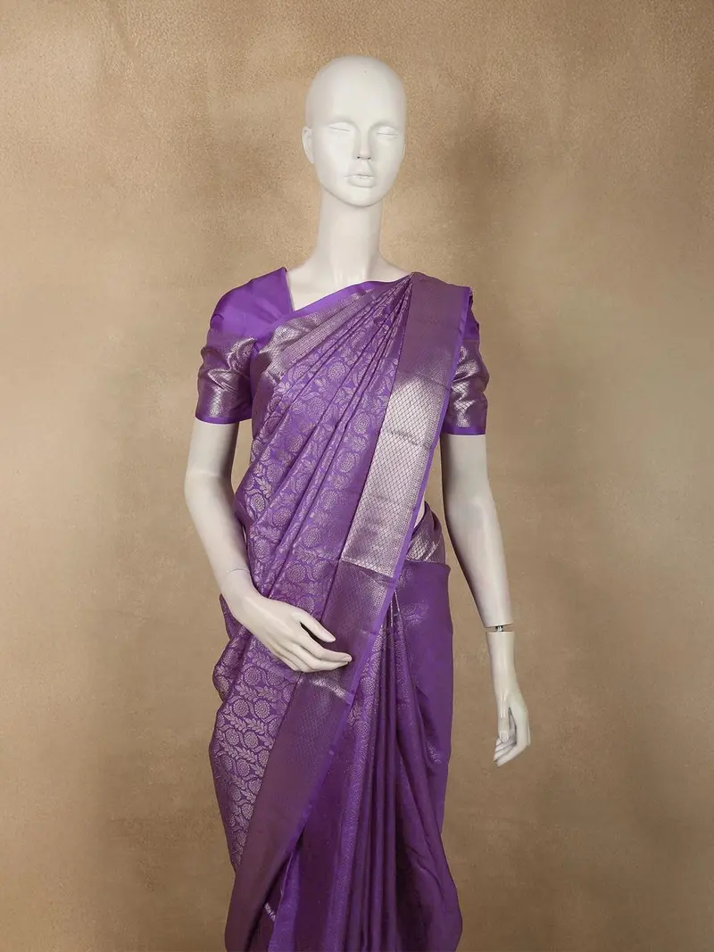 Rich Royal Purple Floral Zari Woven Design Pure Kanchipuram Silk Saree With Zari Border 2