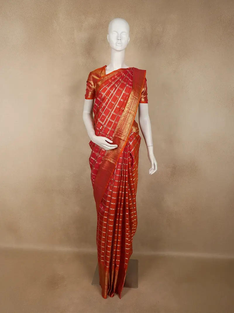 Rich Vermilion Red Checked Zari Woven Design Pure Kanchipuram Silk Saree With Zari Border 1