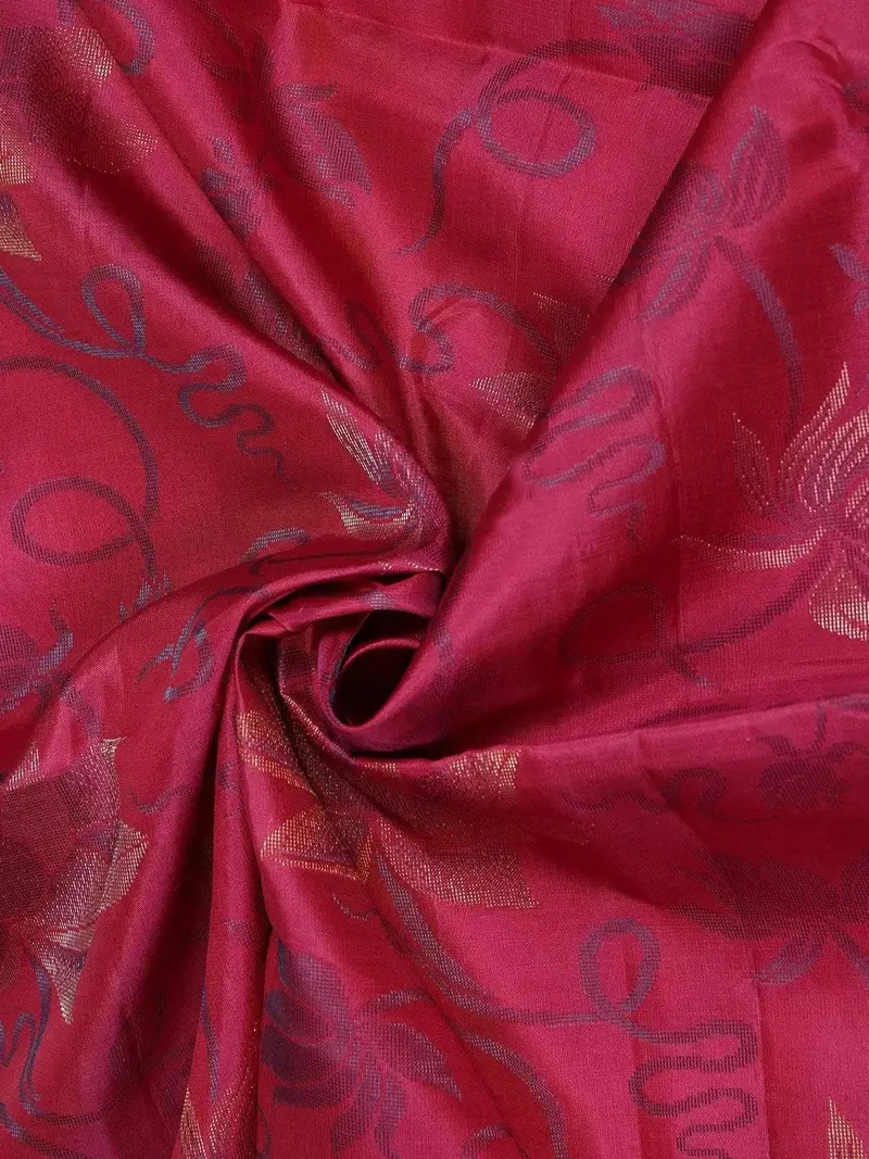 Rose Pink Soft Silk Saree With Flower And Leaf Design On The Body With Contrast Border 2
