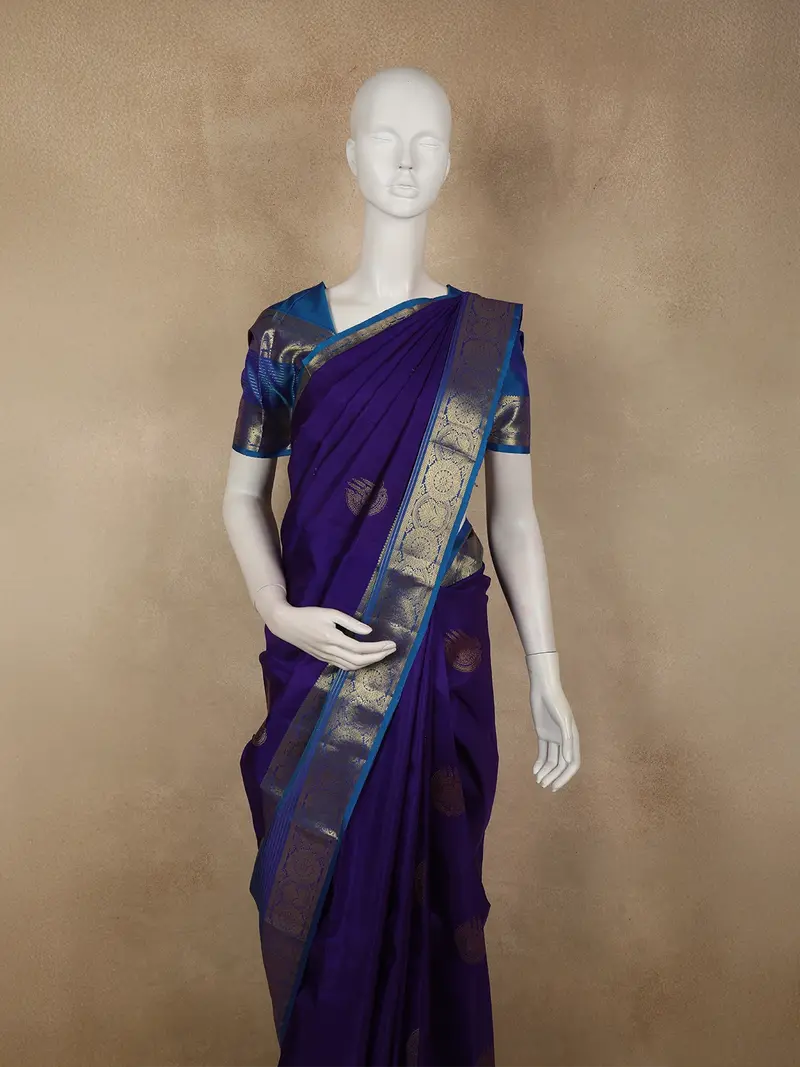 Royal Blue Butta Zari Woven Design Pure Kanchipuram Silk Saree With Contrast Zari Border 2