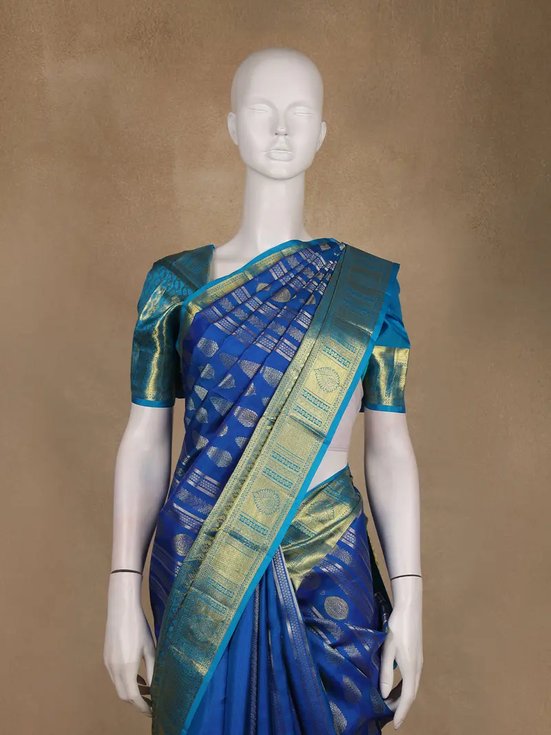 Royal Blue Geometric Woven Design Kanchipuram Silk Saree 2