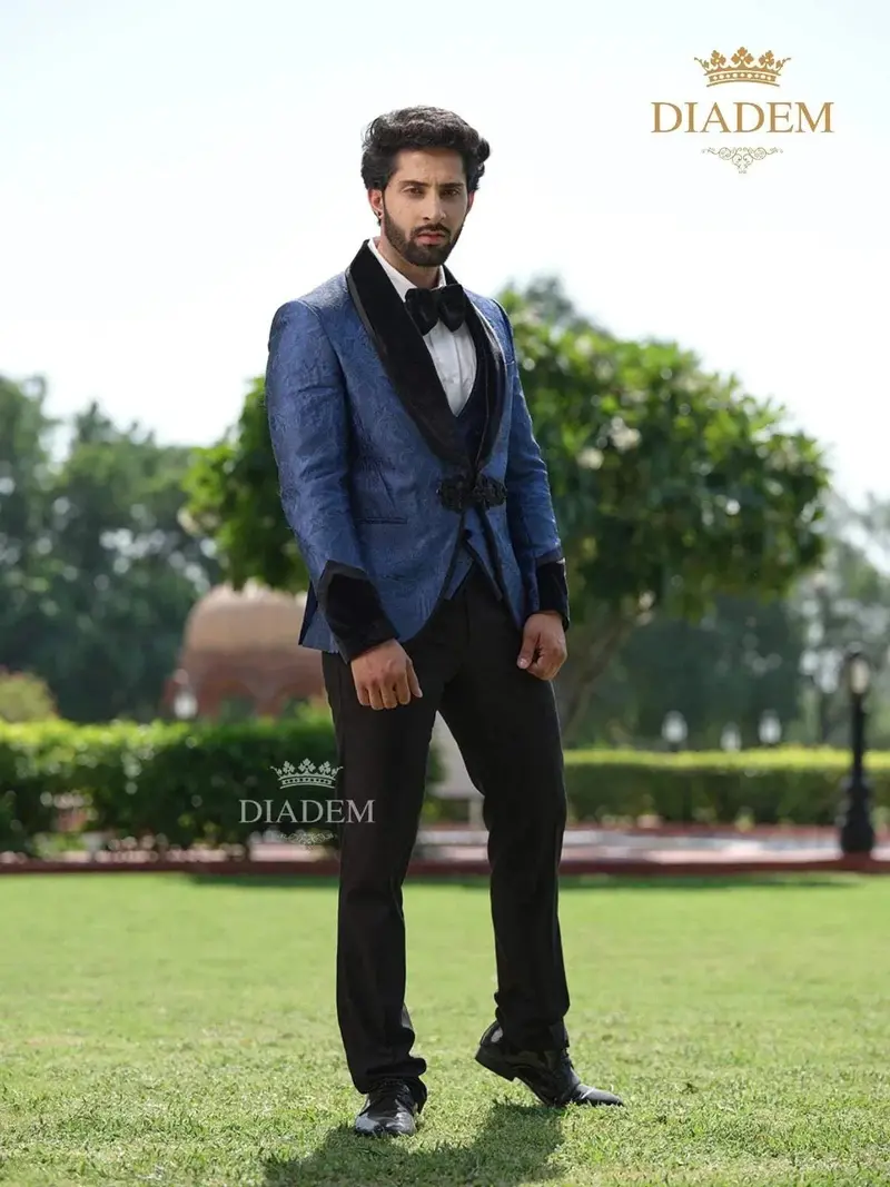 Royal Blue Jacquard 3-Piece Suit With Blazer Coat 1