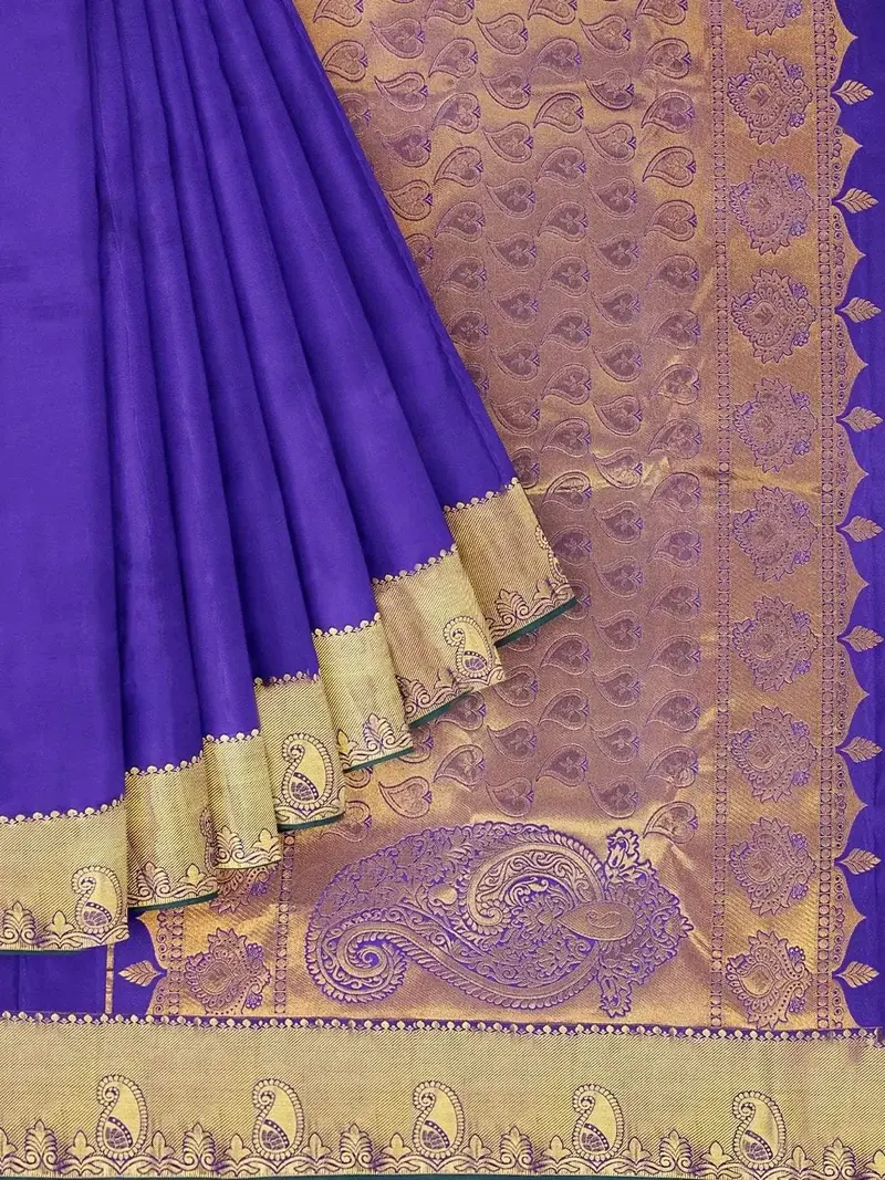 Royal Blue Pure Kanchipuram Bridal Silk Saree With Plain Body And Dense Zari Border 1