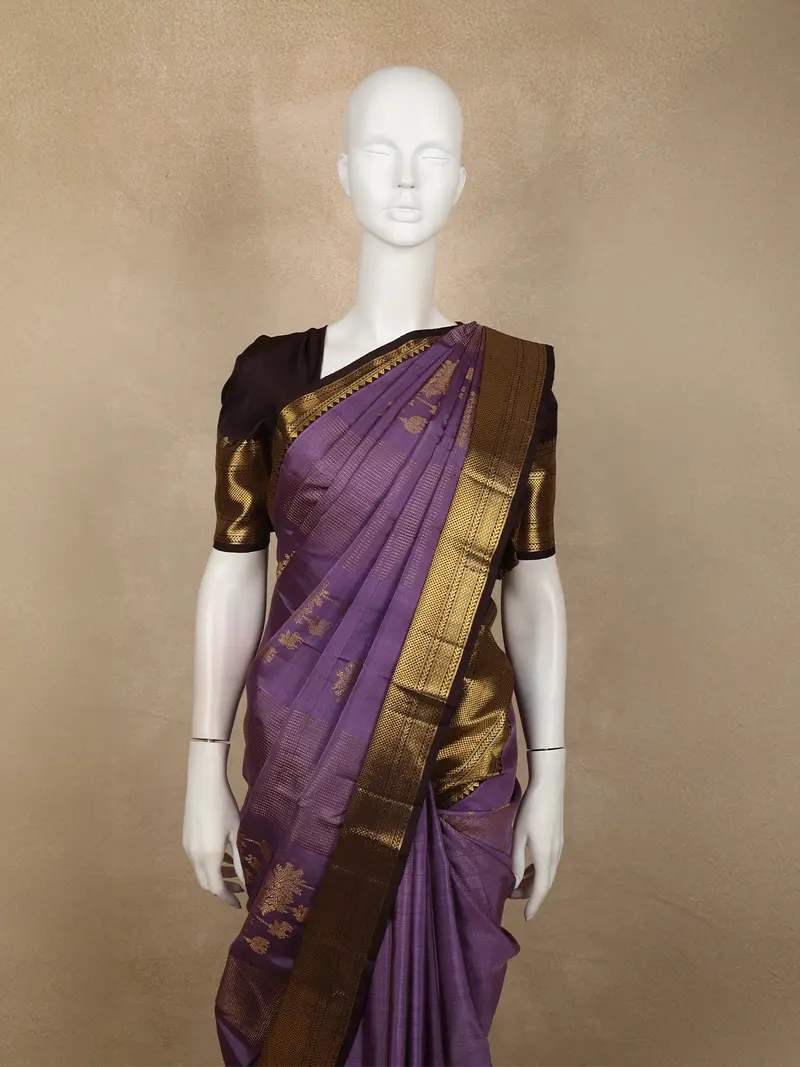 Royal Iris Purple Ornamental Zari Woven Design Pure Kanchipuram Silk Saree With Contrast Zari Border 2