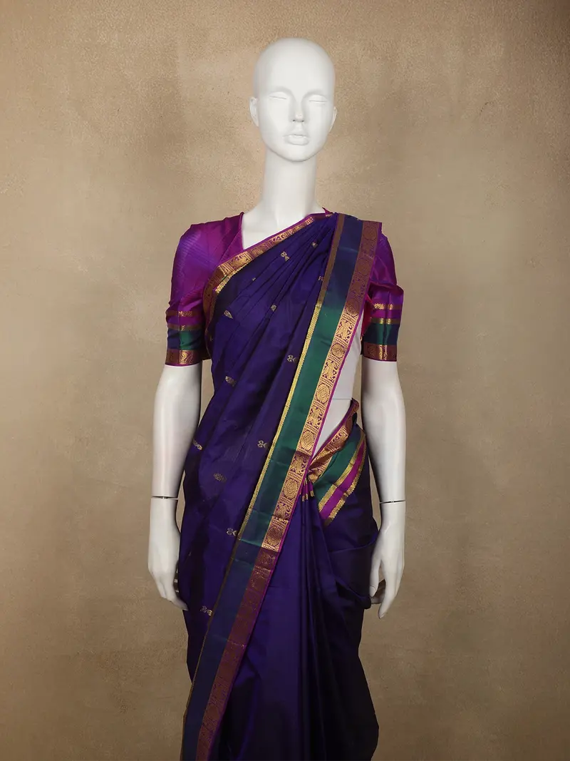 Royal Navy Blue Floral Butta Zari Woven Design Kanchipuram Silk Saree With Contrast Zari Border 2