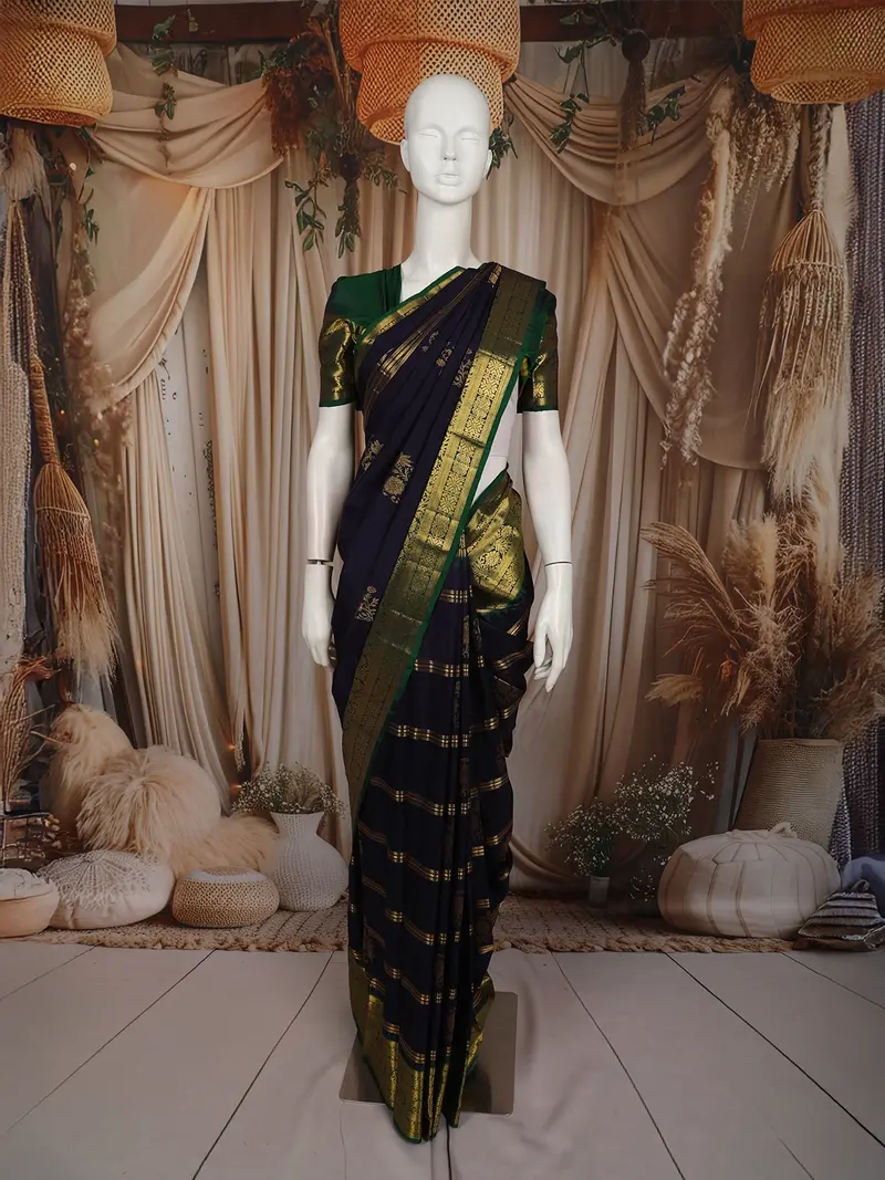 Royal Navy Blue Floral Zari Woven Design Pure Kanchipuram Silk Saree With Contrast Border 1