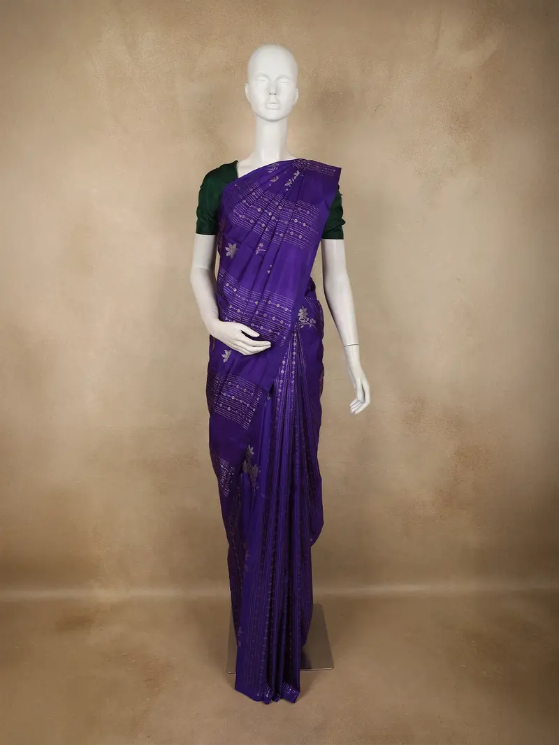 Royal Purple Floral Zari Woven Design Pure Kanchipuram Silk Saree With Self Border 1