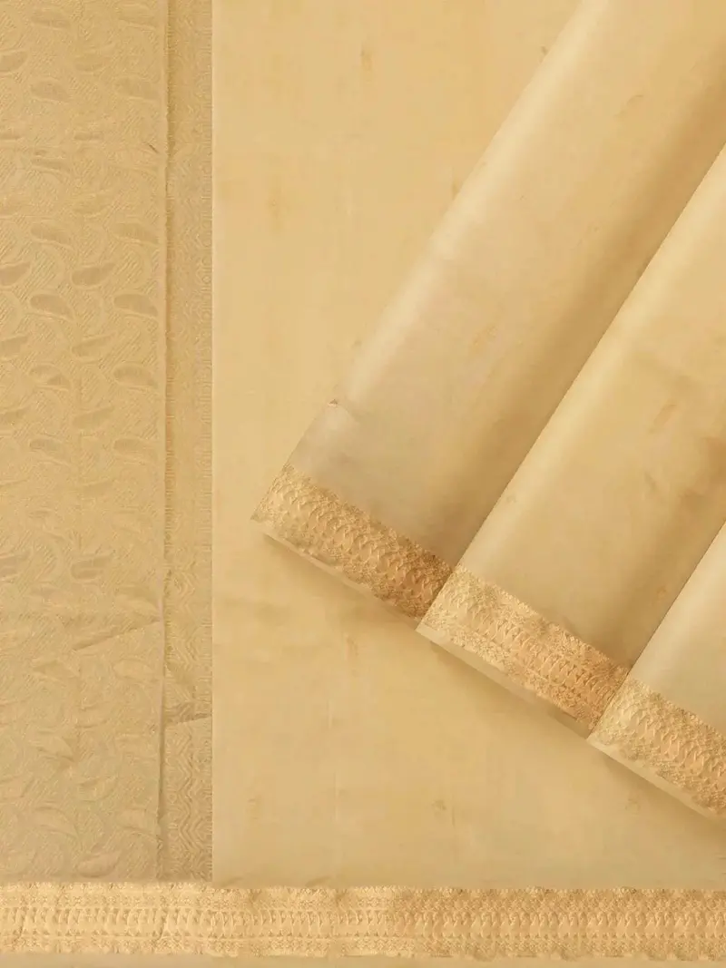 Sandal Silk Saree With Plain Design Body And Contrast Zari Border 2