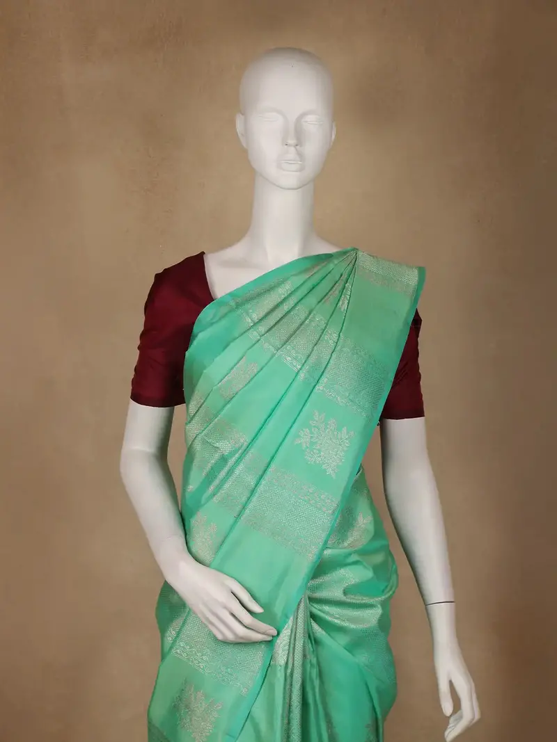 Sea Green Floral Woven Pure Kanchipuram Silk Saree 2