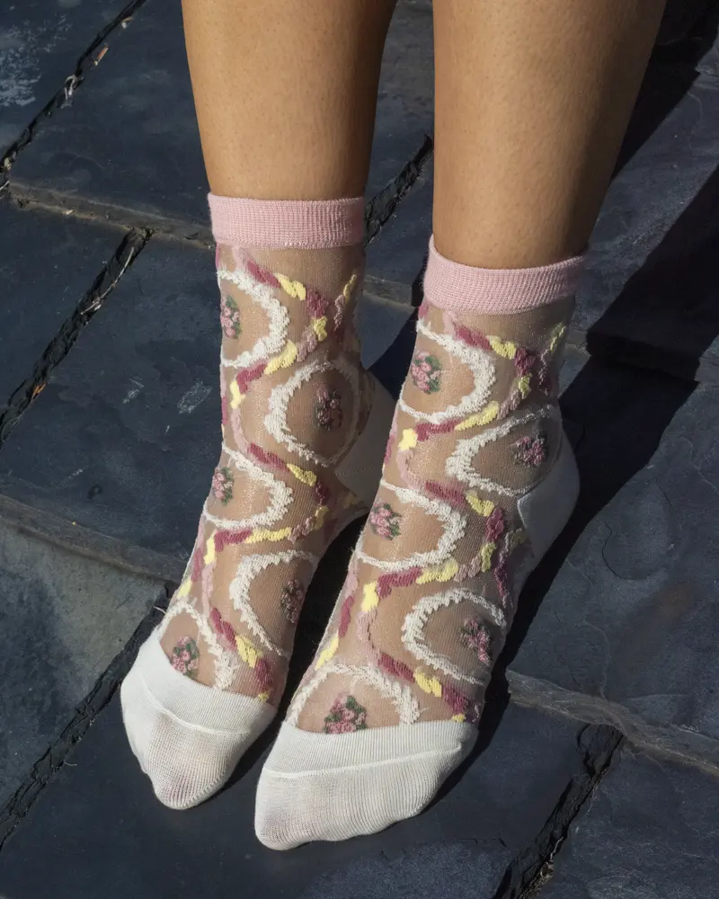 Sheer Floral Bouquets Swirls Pink Yellow White 1