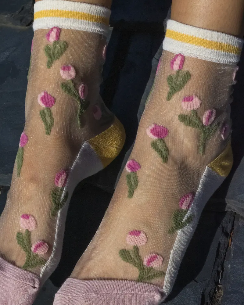 Sheer Little Tulips Pink Green Cream 1